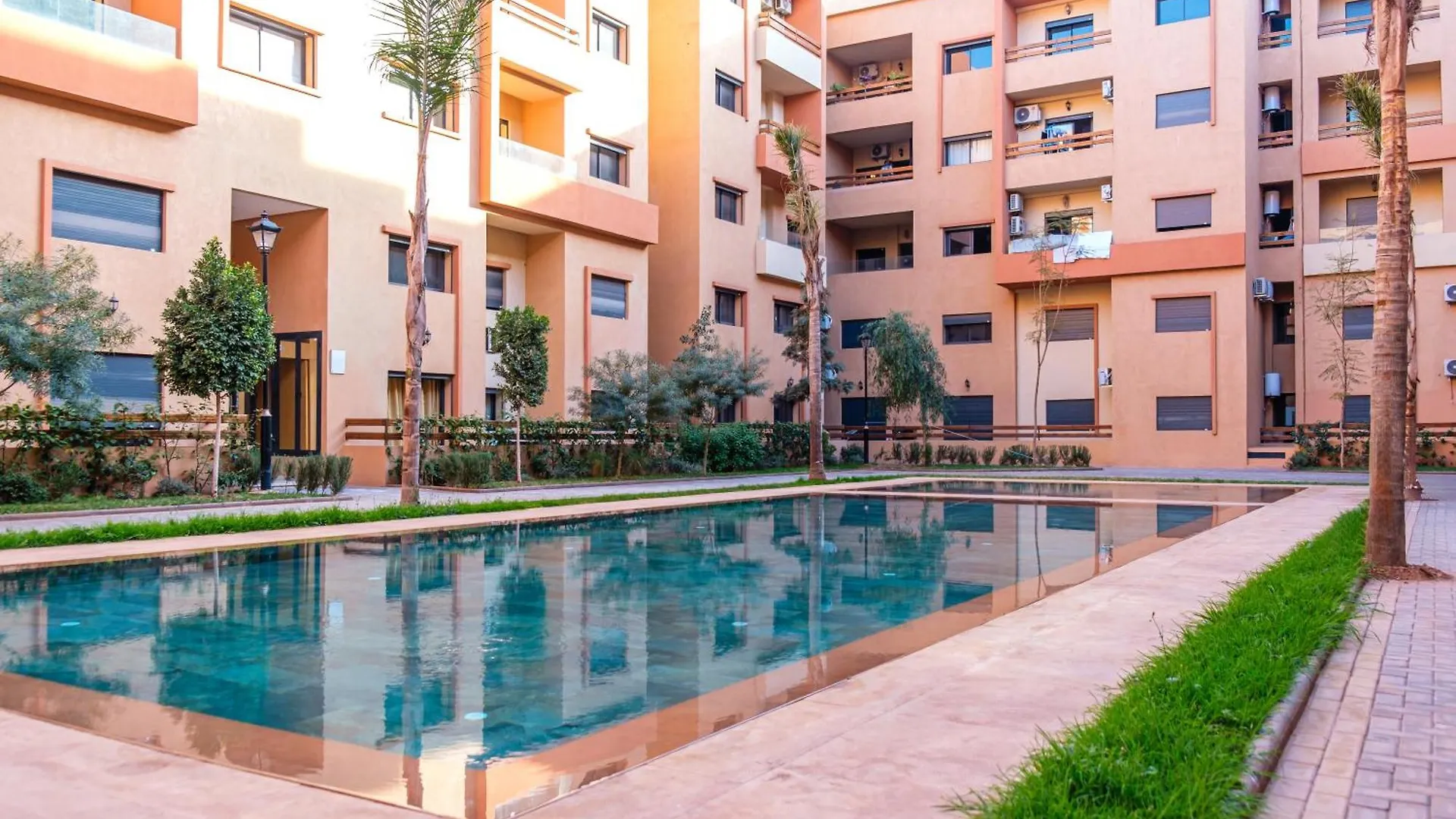 New! Modern Appart, Parking , Piscine & Fiber Wifi Gueliz Centre Marrakesh Apartment