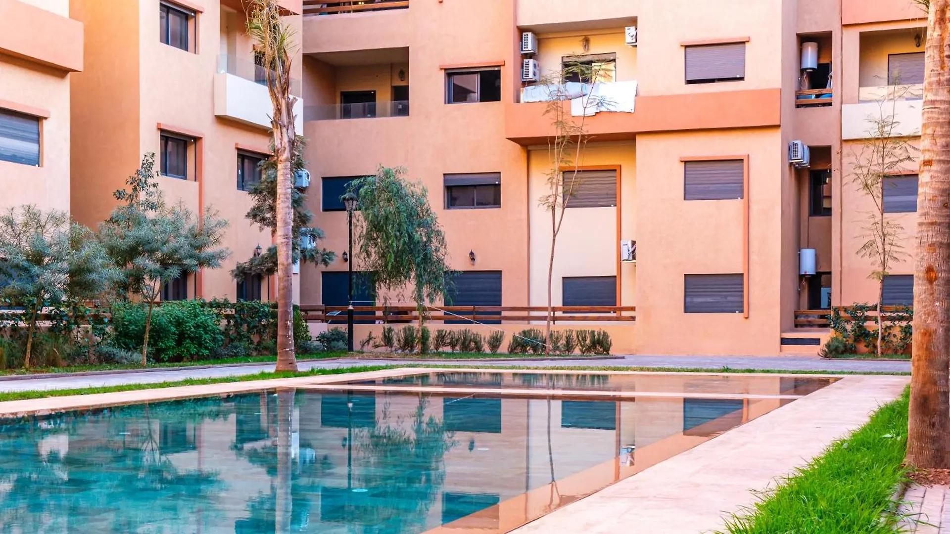Apartment New! Modern Appart, Parking , Piscine & Fiber Wifi Gueliz Centre Marrakesh Morocco