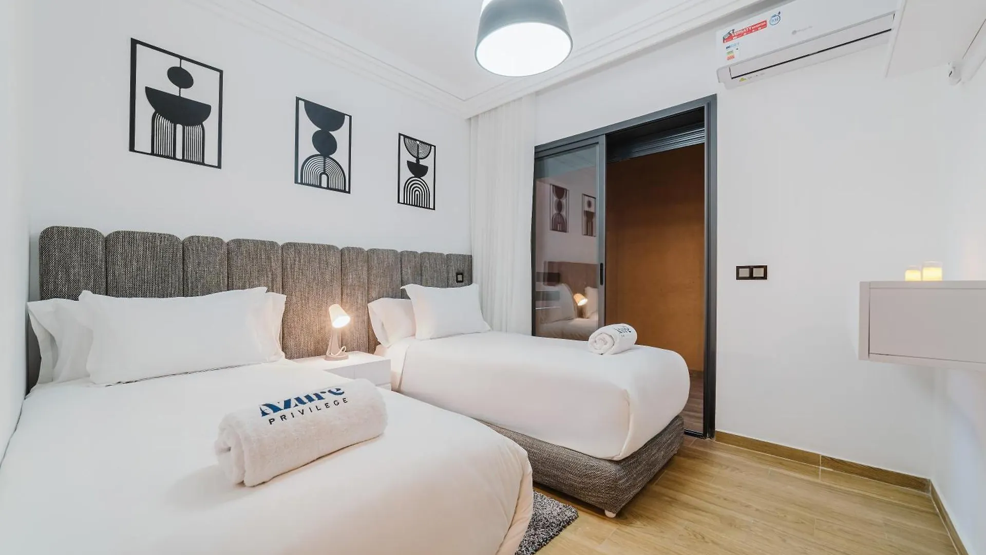 New! Modern Appart, Parking , Piscine & Fiber Wifi Gueliz Centre Marrakesh Morocco