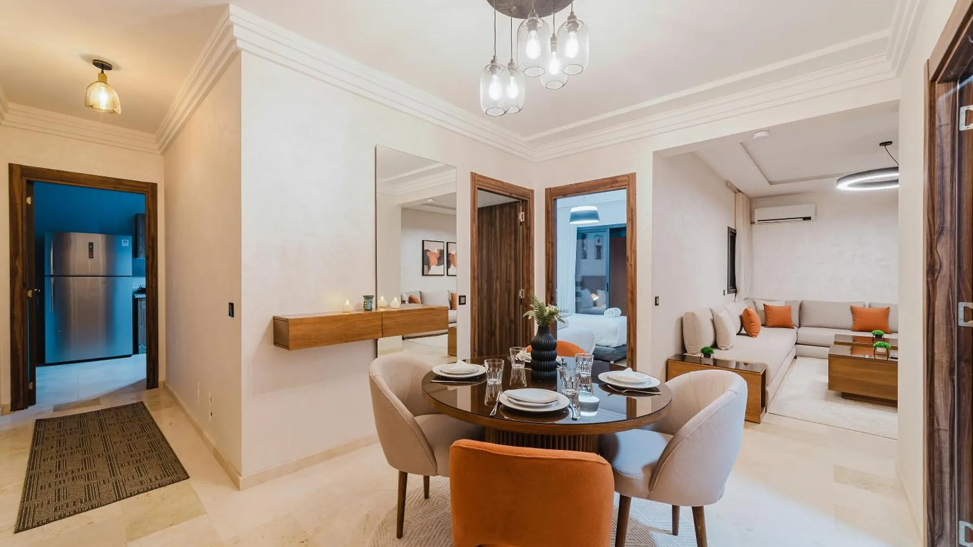 New! Modern Appart, Parking , Piscine & Fiber Wifi Gueliz Centre Marrakesh Apartment