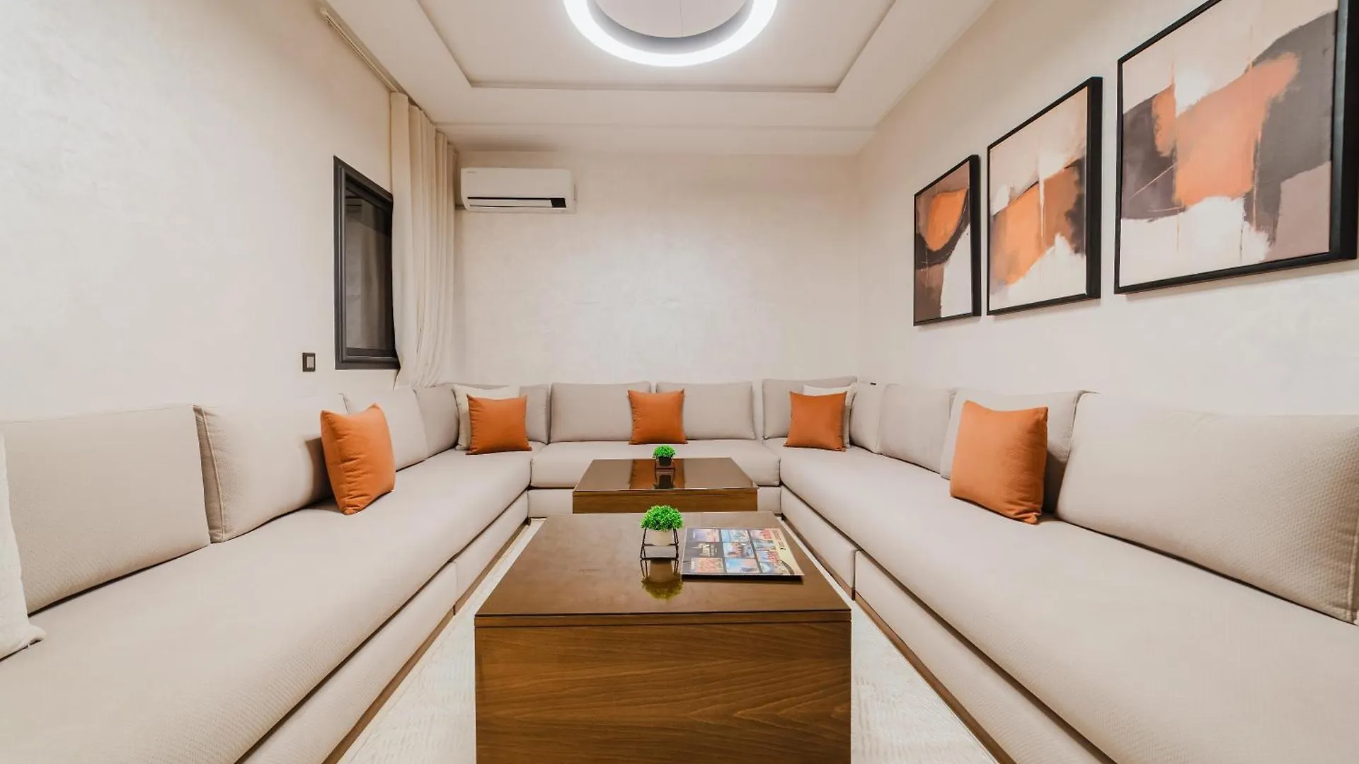 Apartment New! Modern Appart, Parking , Piscine & Fiber Wifi Gueliz Centre Marrakesh