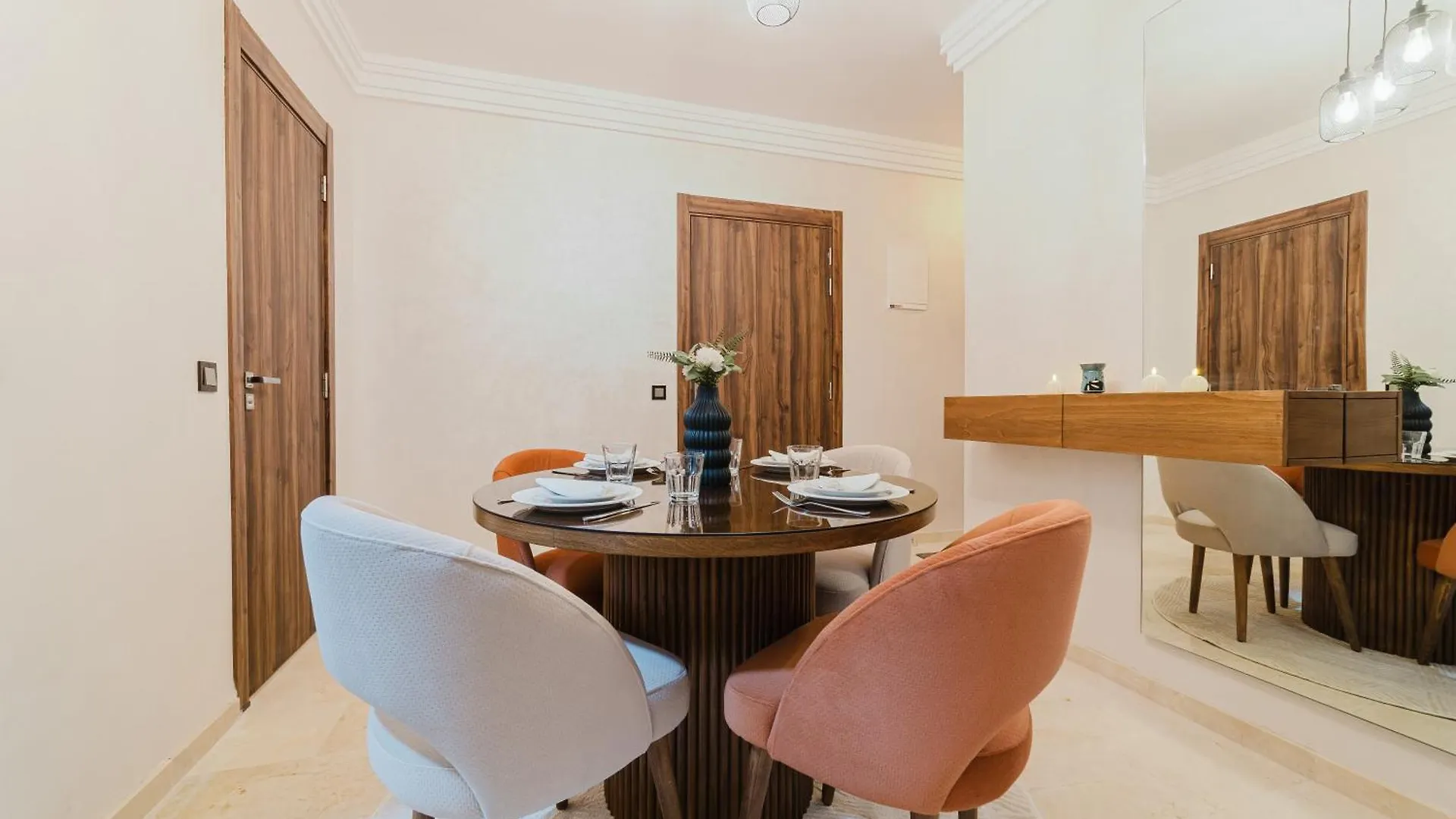 Modern Appart , Parking , Pool & Fiber Wifi , Hivernage City Centre Marrakesh 0*,