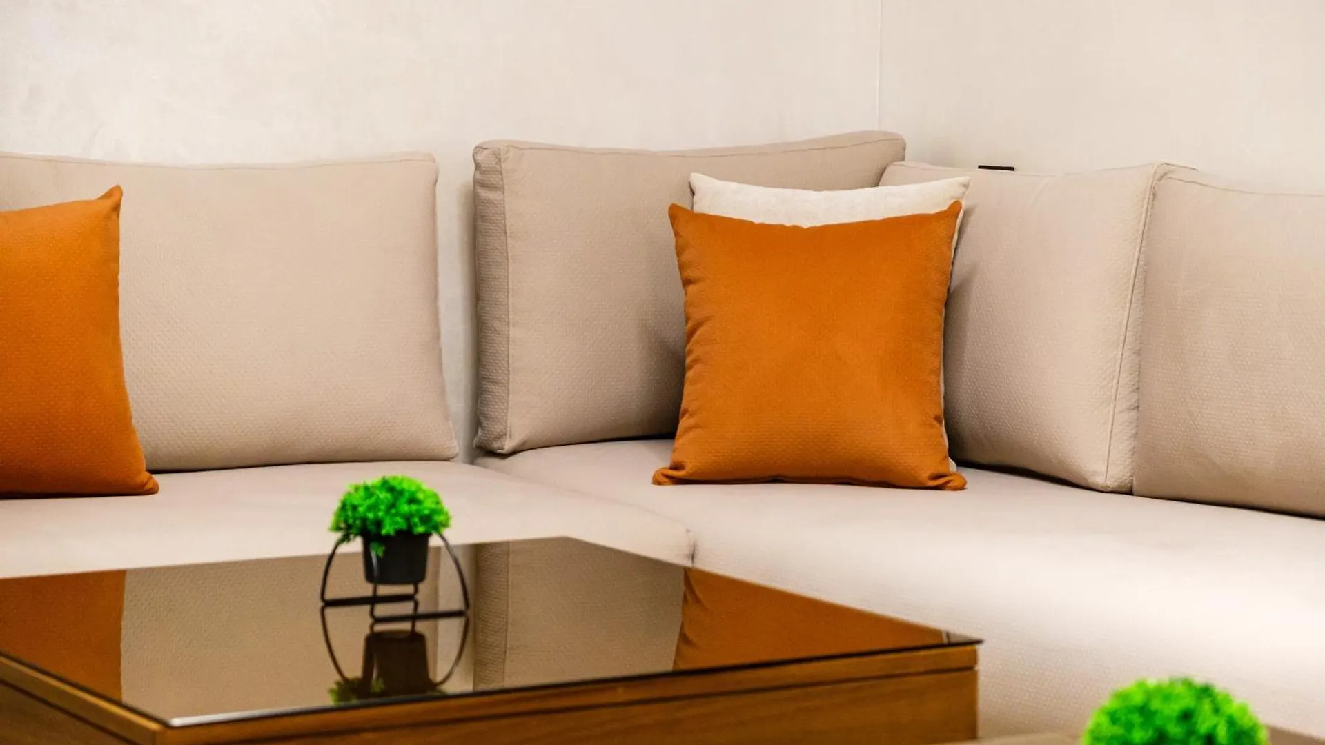 Modern Appart , Parking , Pool & Fiber Wifi , Hivernage City Centre Marrakesh Morocco